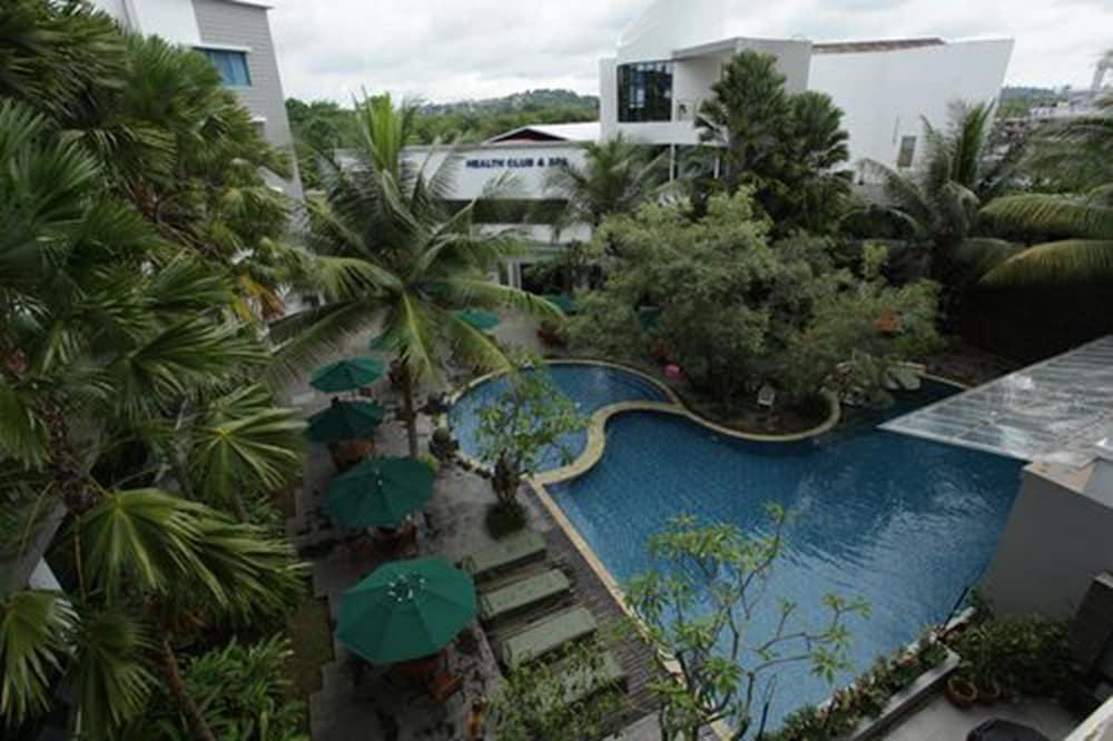 Blue Sky Hotel Balikpapan Eksteriør billede